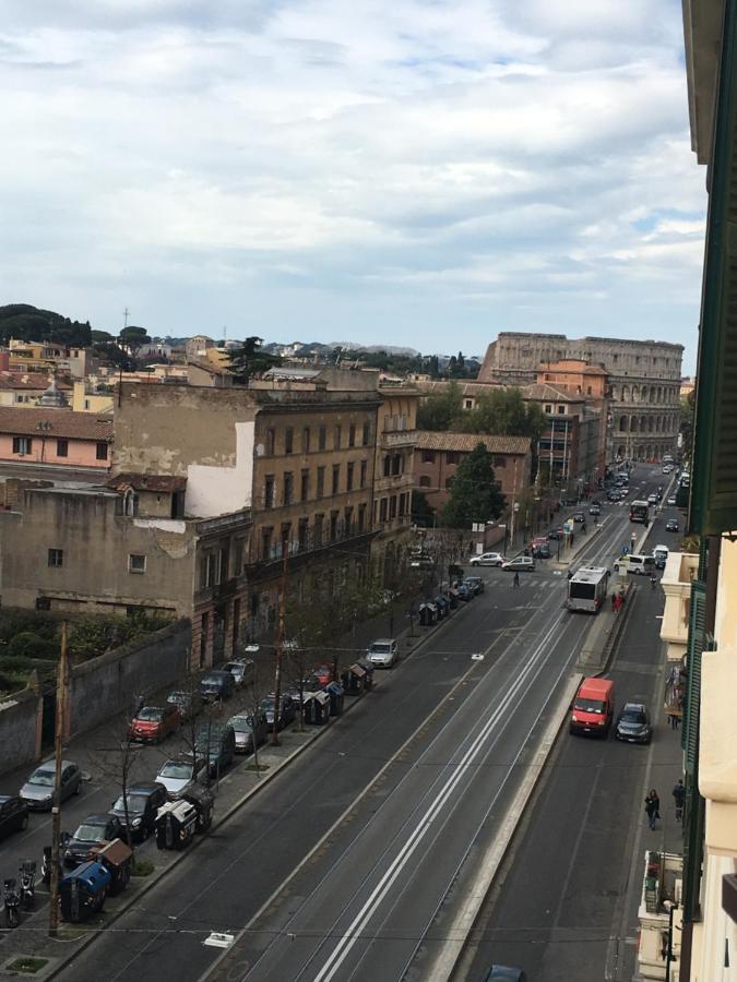 La Finestra Sul Colosseo B&B 1 โรม ภายนอก รูปภาพ